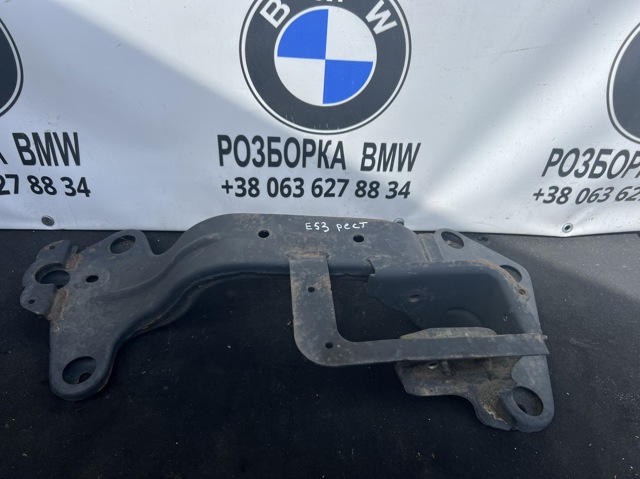 Кронштейн КПП 22316762275 BMW