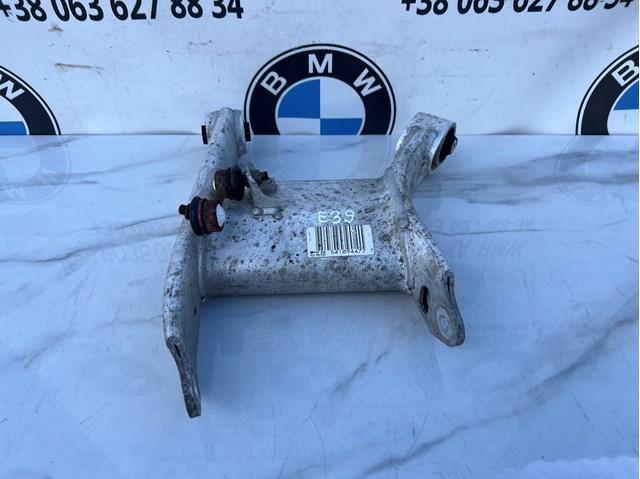 Важіль задньої підвіски нижній, правий 33326755472 BMW