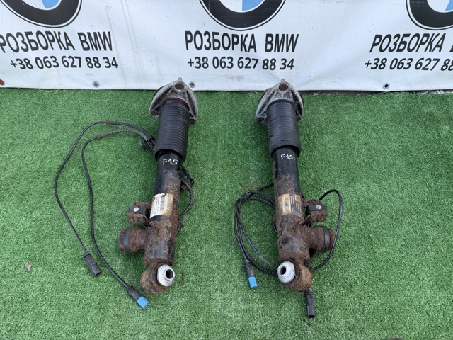 Стійка задня права 37126863176 BMW
