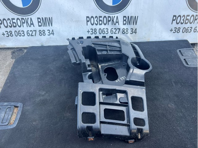 Кронштейн бампера заднього, лівий 51122991779 BMW