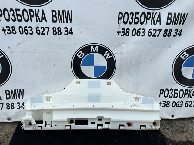 Кронштейн бампера заднього, центральний 51128054200 BMW
