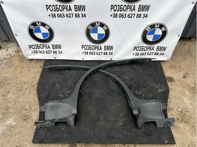 Молдинг задньої арки крила, правий 8408708 BMW