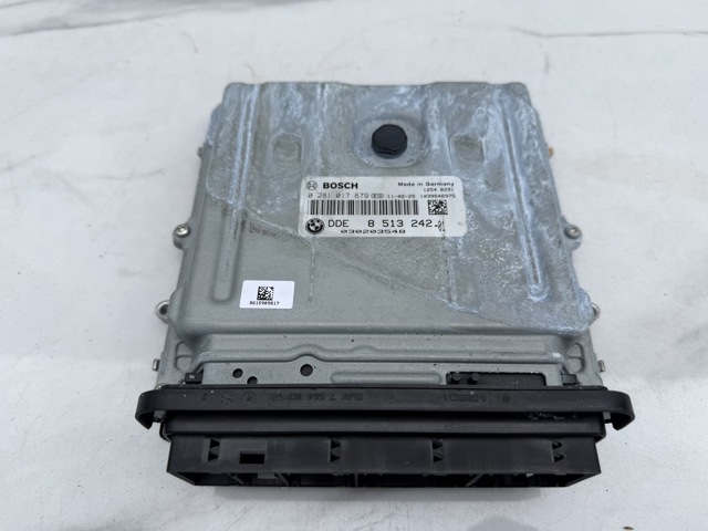 Комп'ютер двигуна 8513242 BMW