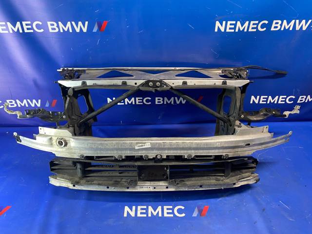 Буфер бампера переднього 51117357177 BMW