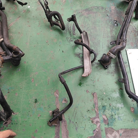 Шланг вакуумний керування EGR 04L129456E VAG