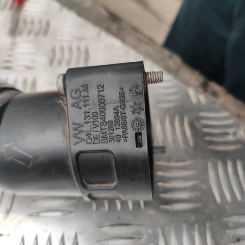 Патрубок турбіни вихлопних газів 04L131111M VAG