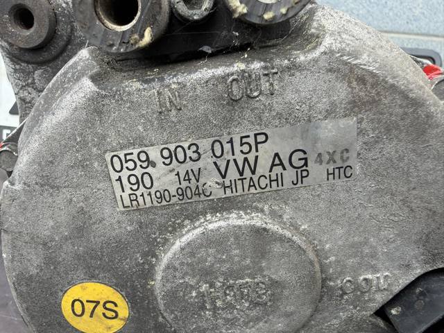 Авто генератор 059903015P VAG