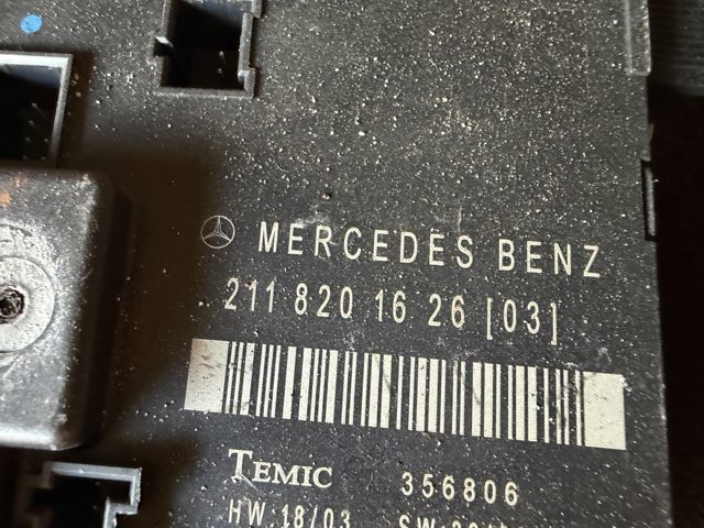 Блок комфорту задніх дверей 2118201626 MERCEDES