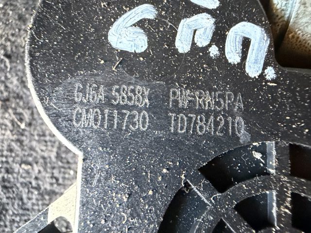 Мотор склопідйомника дверей передніх, правих GJ6A5858X MAZDA