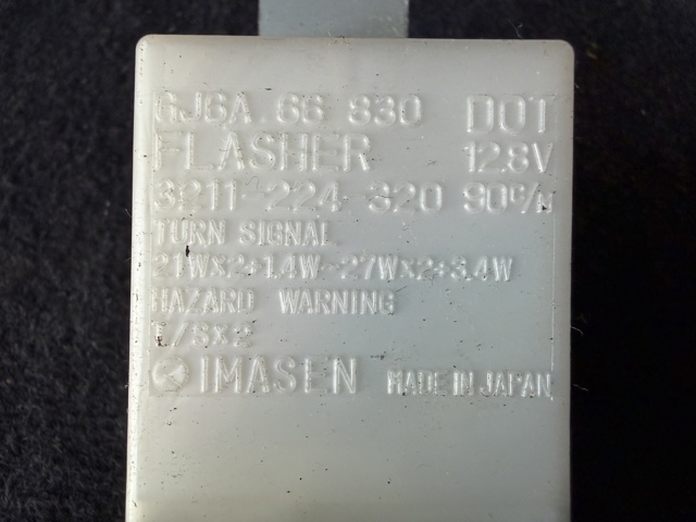 Автомобільні реле поворотів GJ6A66830 MAZDA