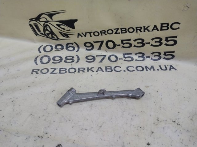 Кронштейн впускного колектора 06L129723C VAG