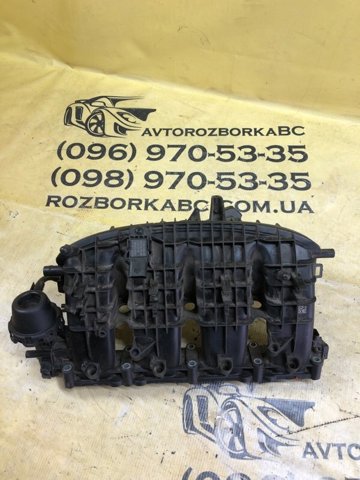 Колектор впускний 06L133201 VAG