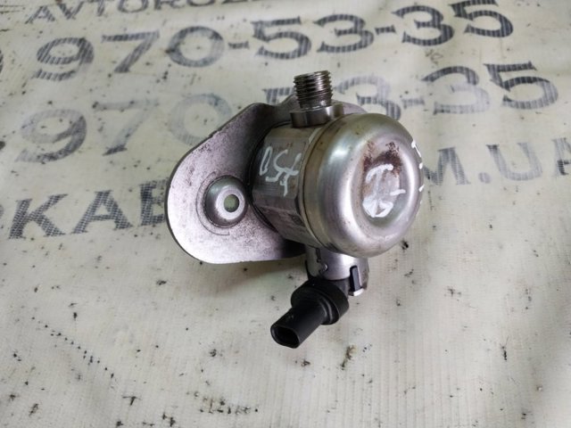 Насос паливний високого тиску 13518643464 BMW