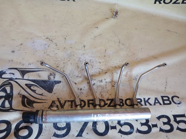 Паливна рампа 13537585411 BMW