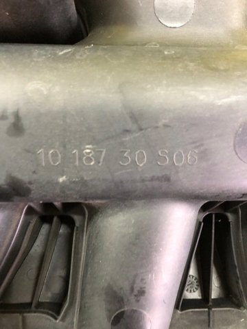 Колектор впуск верхній 14010JA10D NISSAN