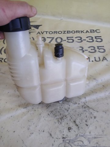 Водяний бачок системи охолодження 17137617362 BMW