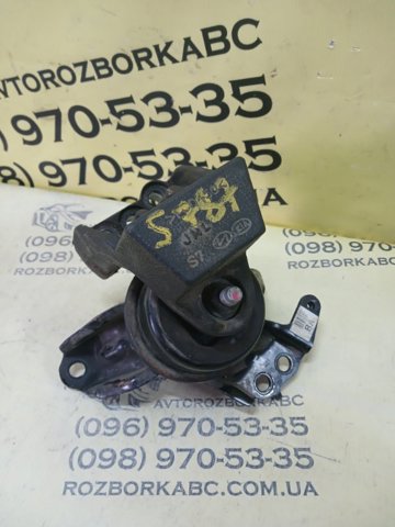 Права опора двигуна 218104R100 HYUNDAI