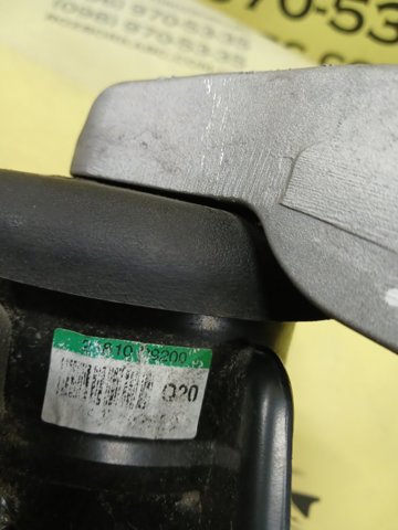 Права опора двигуна 21810D9200 HYUNDAI
