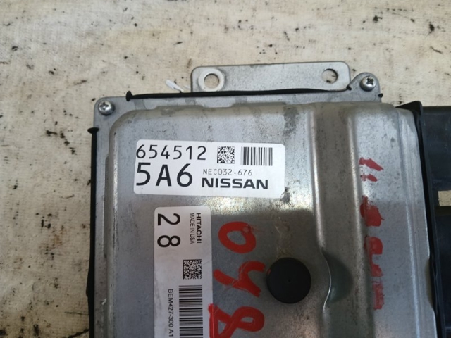 Мізки мотора 237039DE0A NISSAN