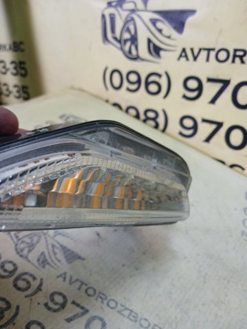 Лівий ліхтар покажчика повороту 261354GA1A NISSAN
