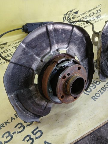 Підшипник задньої маточини 33417850162 BMW