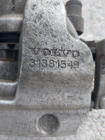 Супорт гальмівний, передній, правий 36010013 VOLVO