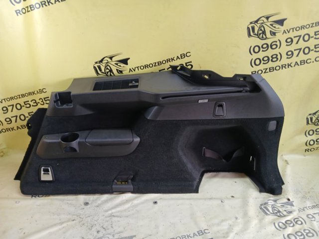 Облицювання багажного відсіку, праве 39825780 VOLVO