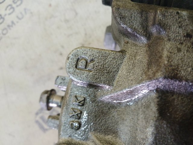 Супорт гальмівний, передній, правий 410013TA0C NISSAN