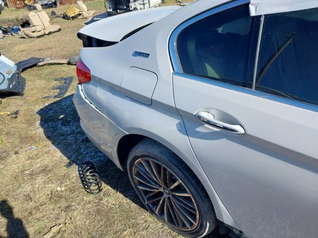 Крило заднє праве 41007437520 BMW