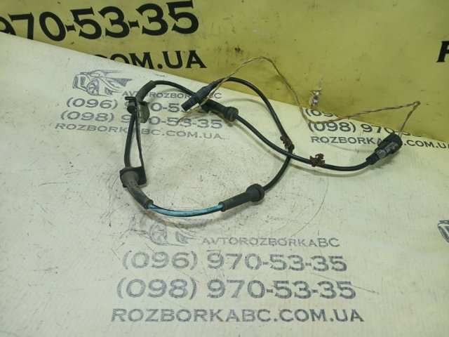 Датчик АБС (ABS) задній 479004CB2A NISSAN