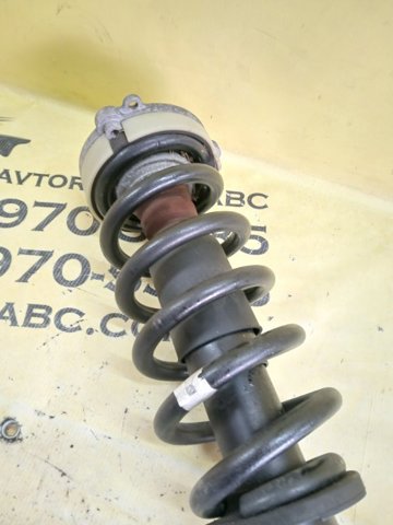 Амортизатор передній 4M0413031T VAG
