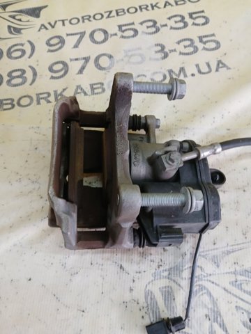 Супорт гальмівний задній правий 4M0615404A VAG