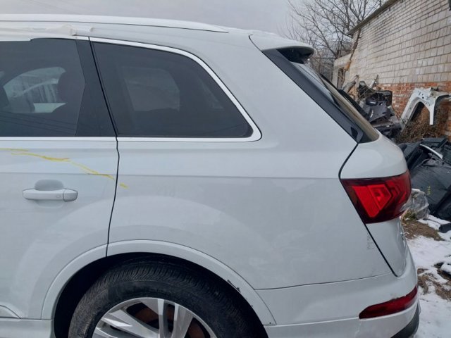 Бічна частина задня ліва 4M0809837 VAG