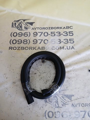 Ущільнювач капота 4M0823723 VAG