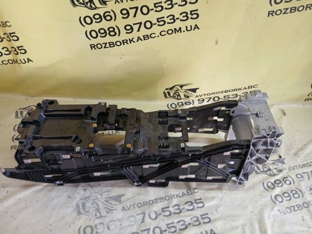 Центральна консоль торпеди 4M0863243C VAG