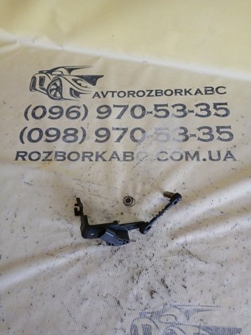 Датчик рівня положення кузова, передній лівий 4M0941285C VAG