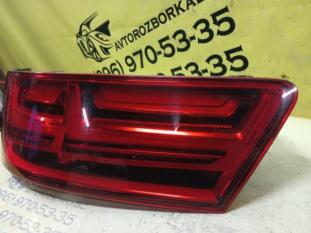 Ліхтар задній лівий 4M0945093L VAG