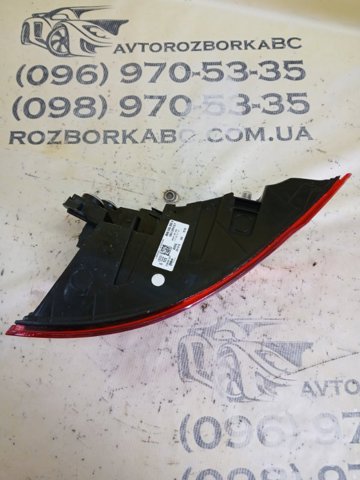 Ліхтар задній лівий 4M8945069A VAG