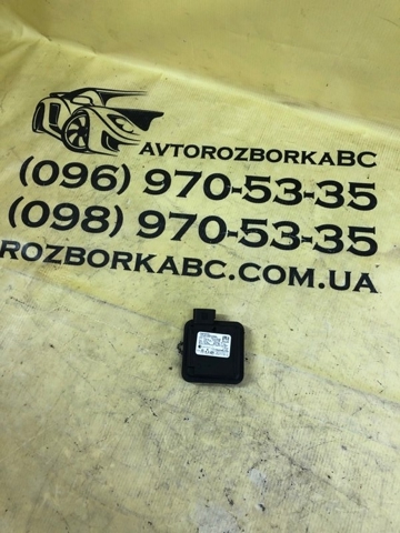 Блок управління системою відкривання воріт гаража 4N0907410B VAG