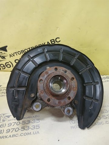 Кулак поворотний лівий 5090071AC CHRYSLER