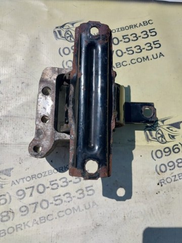 Права опора двигуна 5105489AK CHRYSLER