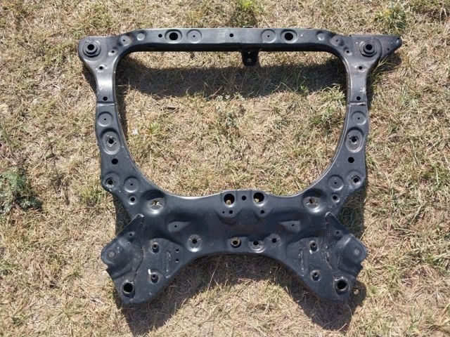 Підрамник передній 511000E081 TOYOTA