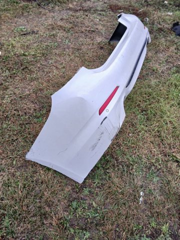 Бампер задній 51127475601 BMW