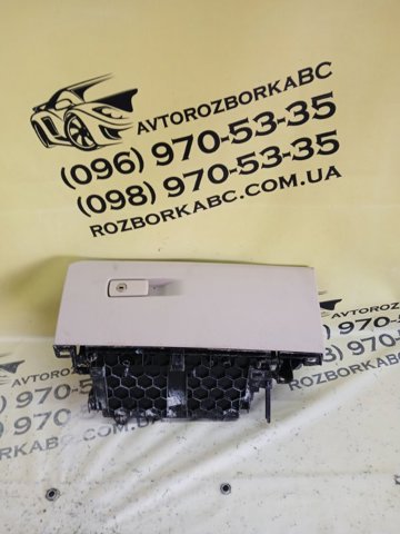 Ящик для рукавичок (бардачок) 51166965758 BMW