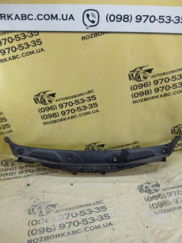 Решітка склоочисників 51717350591 BMW