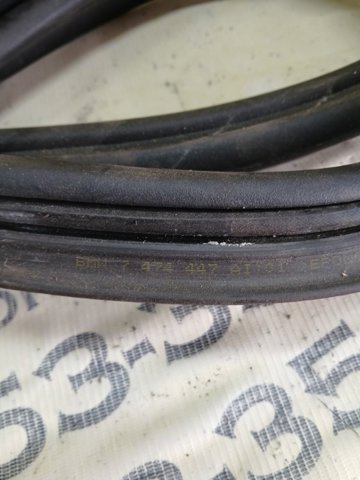 Ущільнювач дверей задка кузова 51767474449 BMW