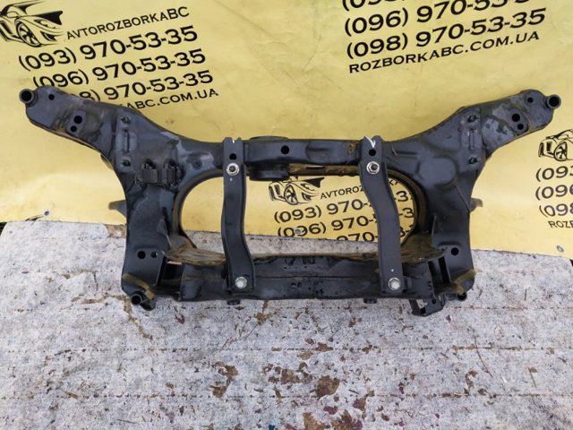 Балка задньої підвіски поперечна 554014BA1D NISSAN