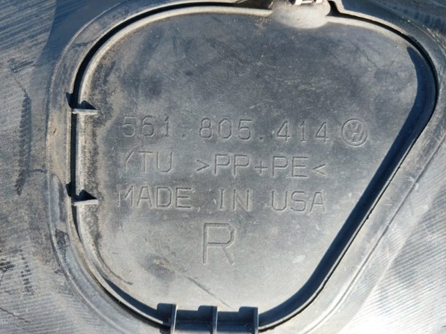 Підкрилки передні праві 561805912D9B9 VAG