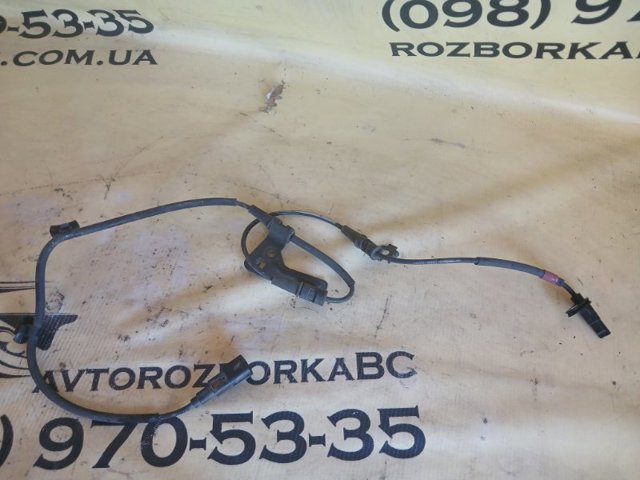 Датчик АБС (ABS) передній, правий 59830G2000 HYUNDAI