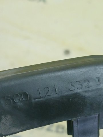 Повітропровід / дефлектор радіатора, правий 5G0121332J VAG